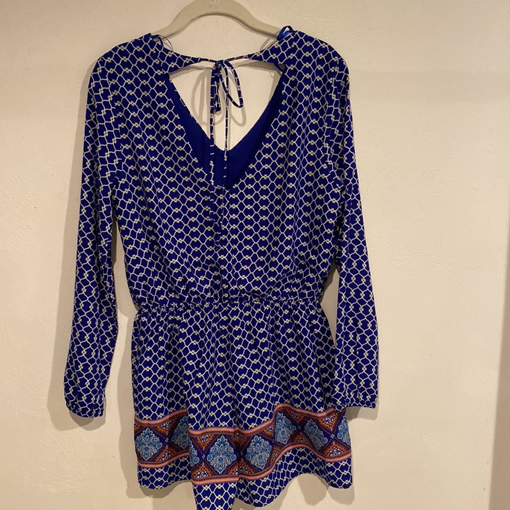 Patterned Romper - Picture 2 of 2